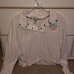 Cropped, button down pullover